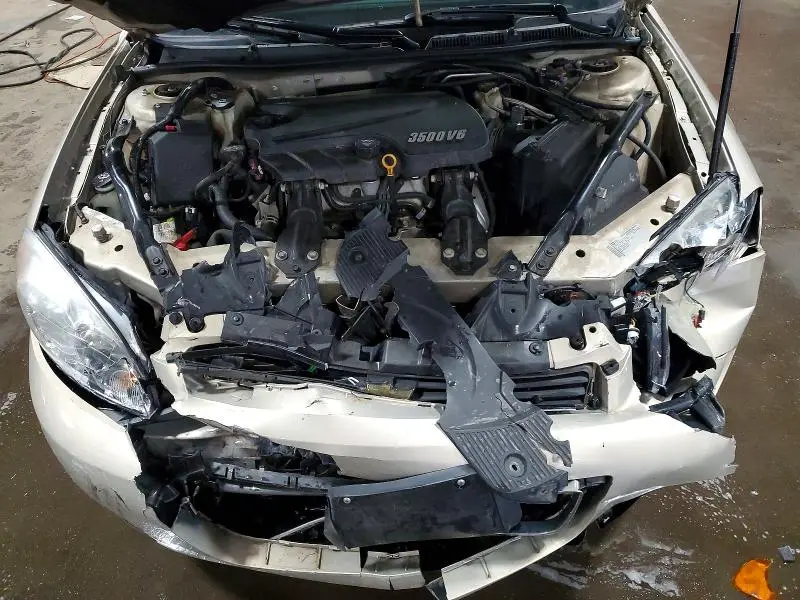 2011 CHEVROLET IMPALA LT  