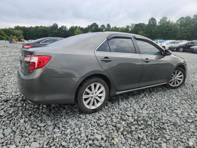 2013 TOYOTA CAMRY SE  
