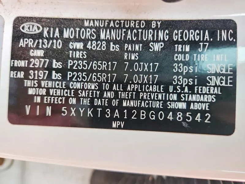 2011 KIA SORENTO LX  