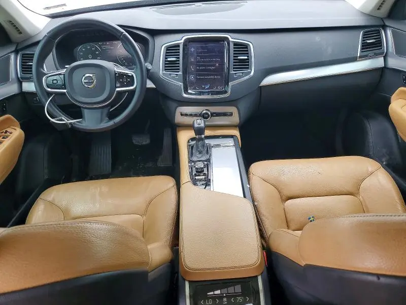 2016 VOLVO XC90 T6  