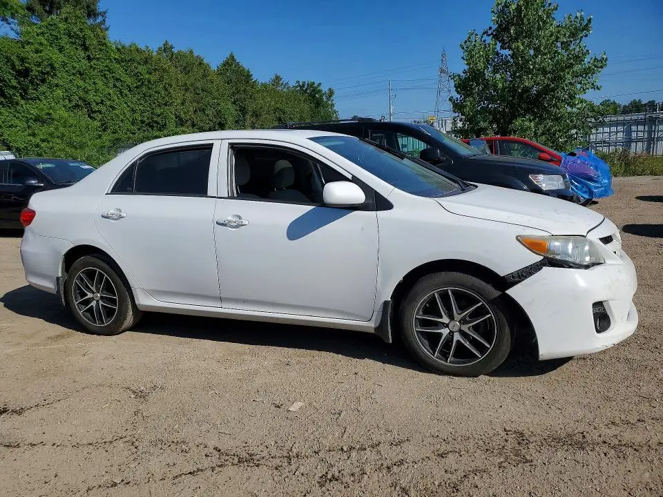 2013 TOYOTA COROLLA L  