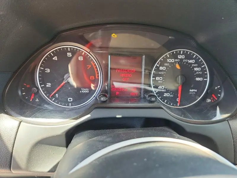 2010 AUDI Q5 PREMIUM  