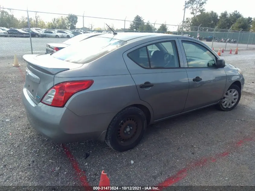 2013 NISSAN VERSA S PLUS