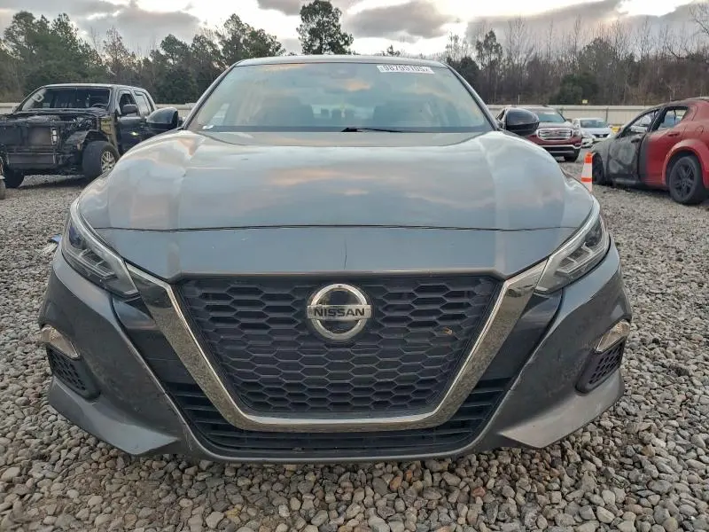 2020 NISSAN ALTIMA SR  