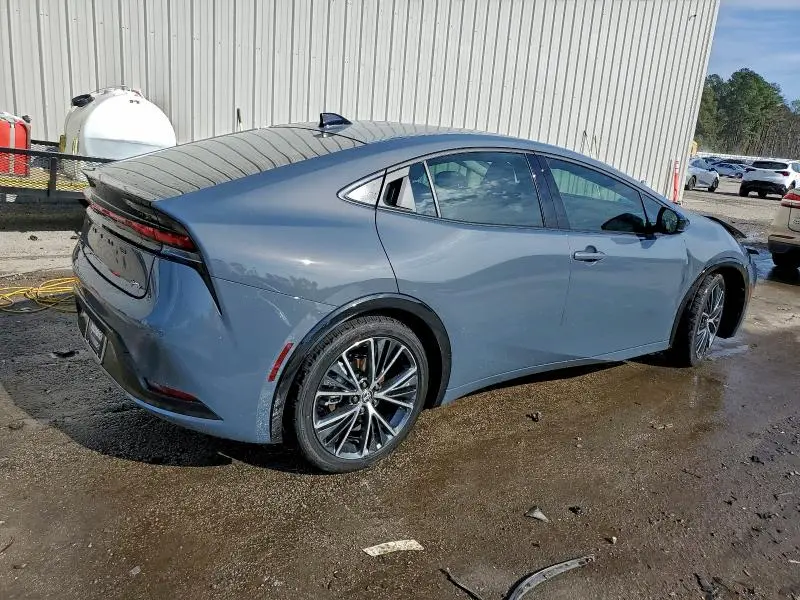 2026 TOYOTA PRIUS LE  