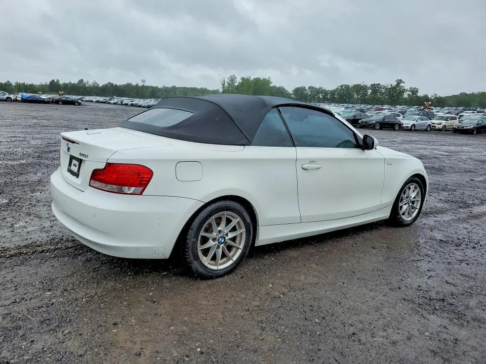 2011 BMW 128 I  