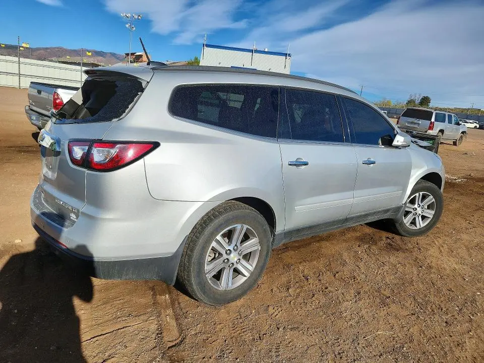 2016 CHEVROLET TRAVERSE LT  