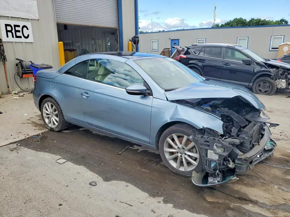 2015 VOLKSWAGEN EOS KOMFORT  