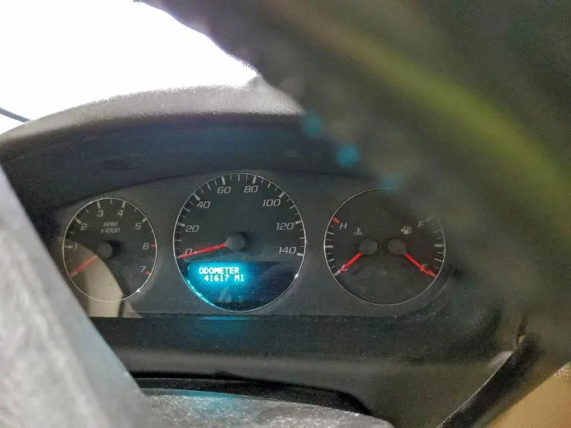 2010 CHEVROLET IMPALA LT  