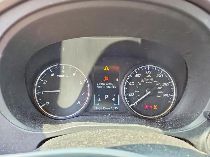 2018 MITSUBISHI OUTLANDER ES  