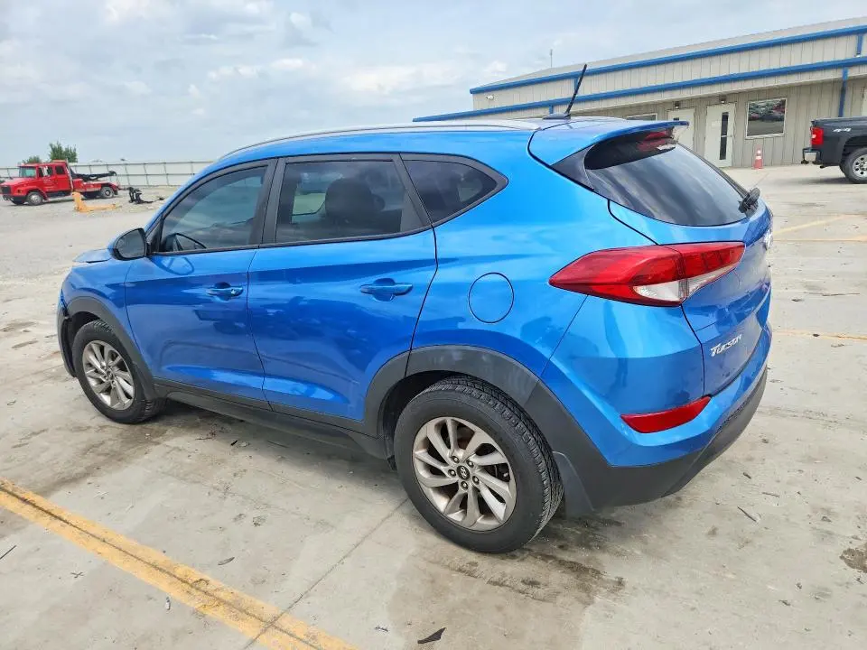 2016 HYUNDAI TUCSON SE  