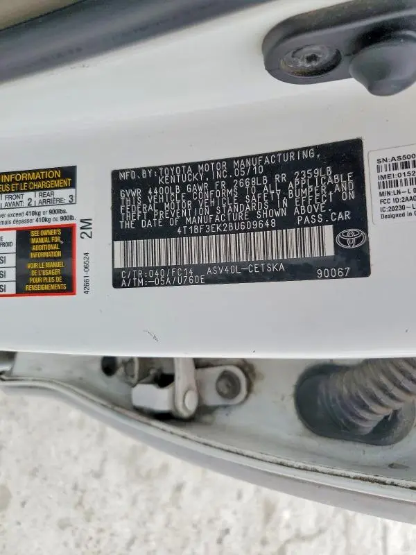 2011 TOYOTA CAMRY SE  