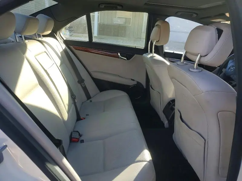 2010 MERCEDES-BENZ C 300  