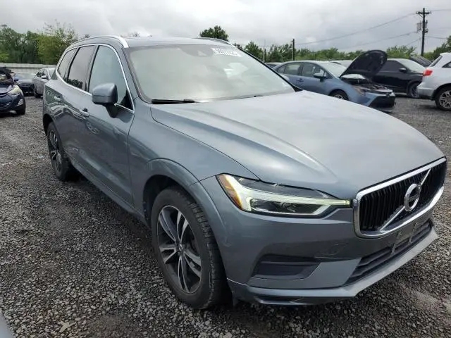 2018 VOLVO XC60 T6 MOMENTUM  
