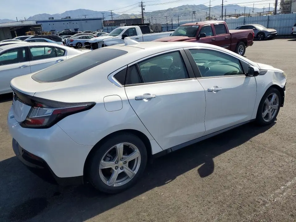 2017 CHEVROLET VOLT LT  