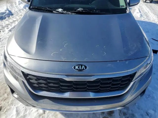 2021 KIA SELTOS LX  