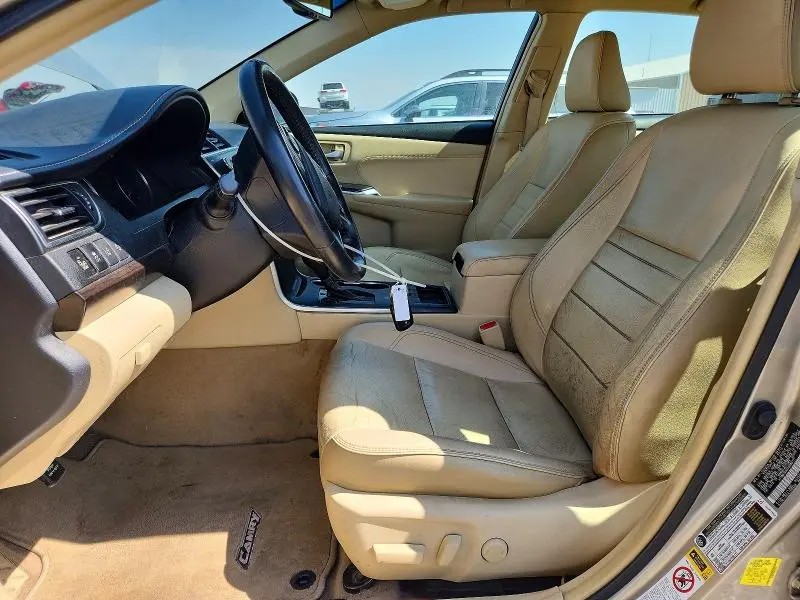 2015 TOYOTA CAMRY XLE V6  