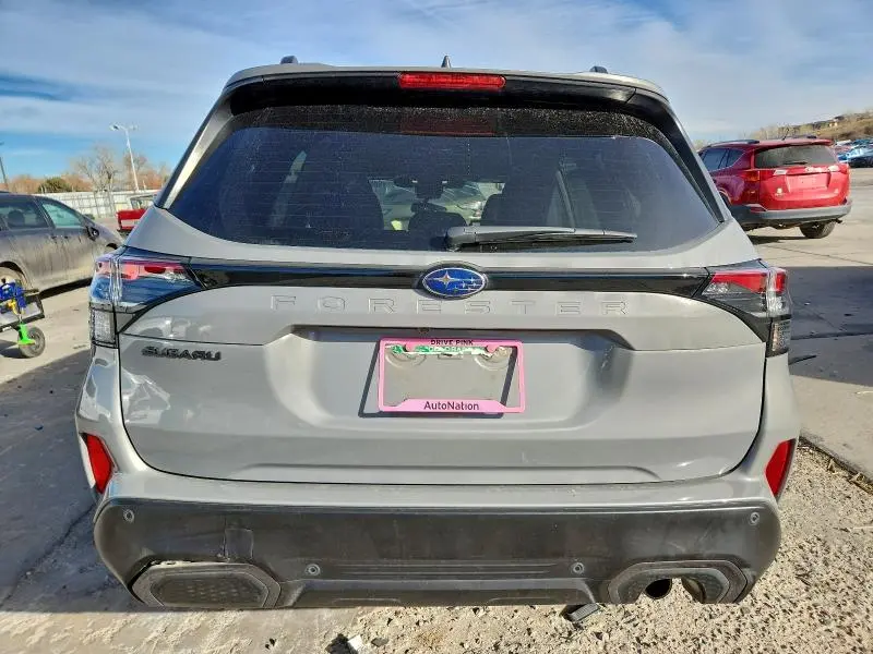 2025 SUBARU FORESTER LIMITED  