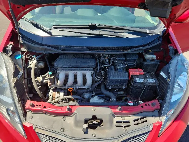 2013 HONDA FIT   