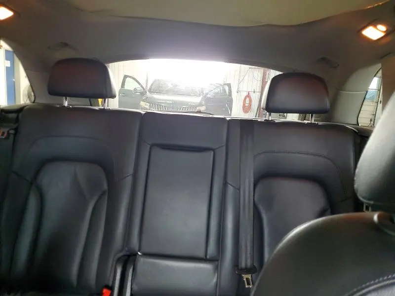 2011 AUDI Q5 PREMIUM PLUS  