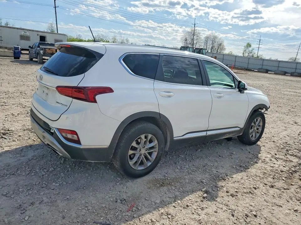 2019 HYUNDAI SANTA FE SE  