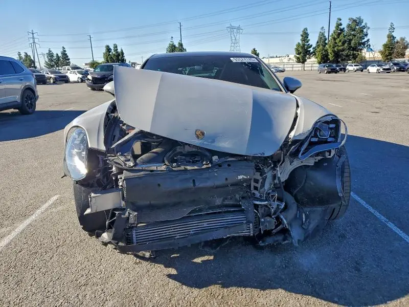 2018 PORSCHE PANAMERA 4  
