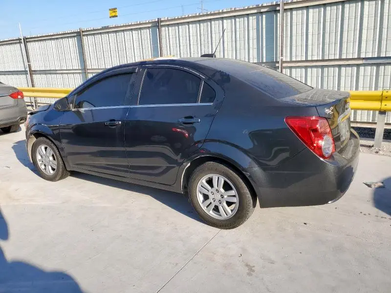 2016 CHEVROLET SONIC LT  