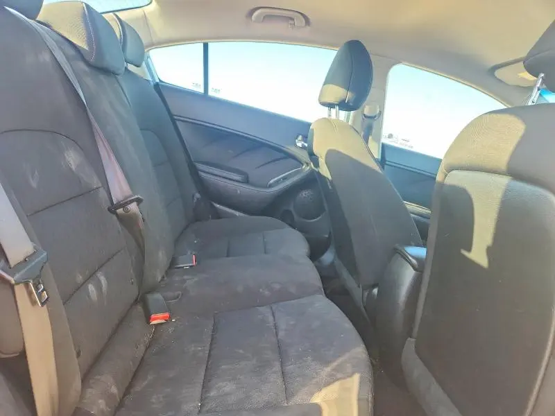 2016 KIA FORTE LX  