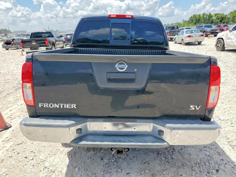 2018 NISSAN FRONTIER SV  