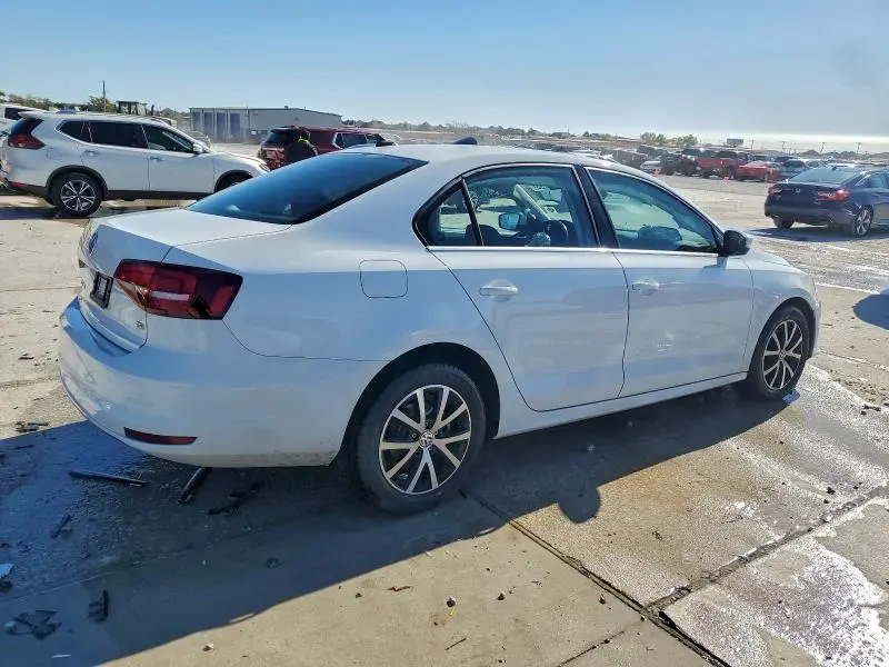 2017 VOLKSWAGEN JETTA SE  