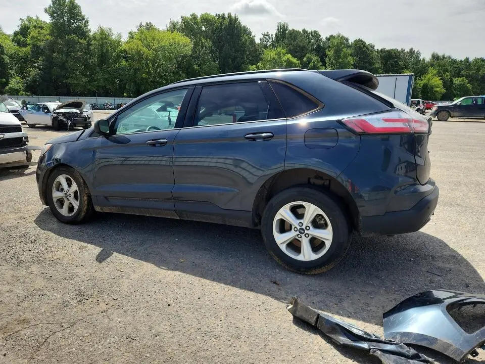 2022 FORD EDGE SE  