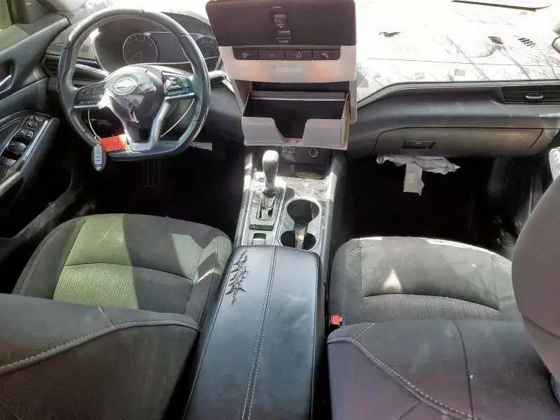 2021 NISSAN ALTIMA SV  