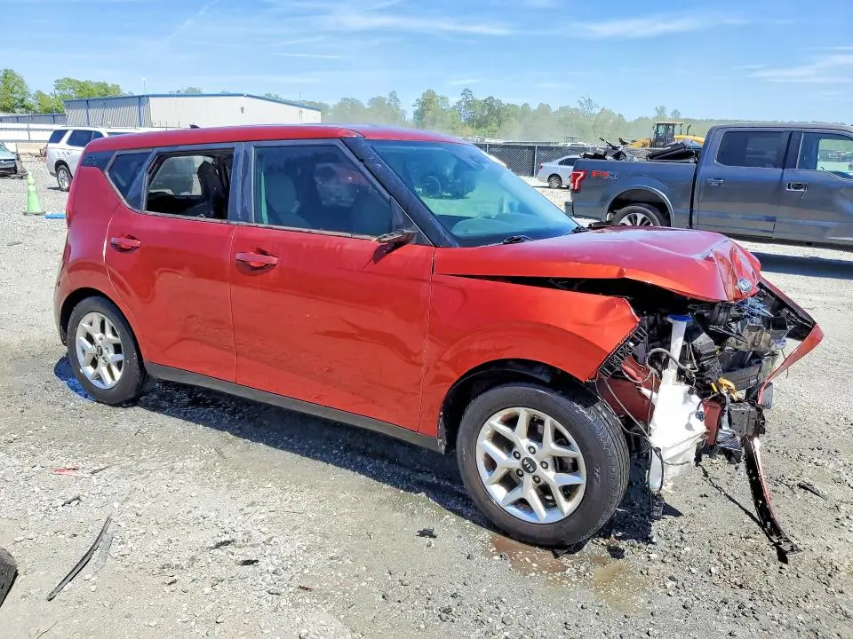2021 KIA SOUL S  