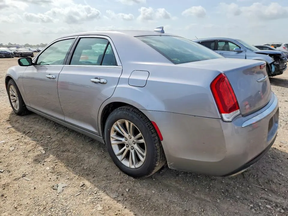 2016 CHRYSLER 300C   