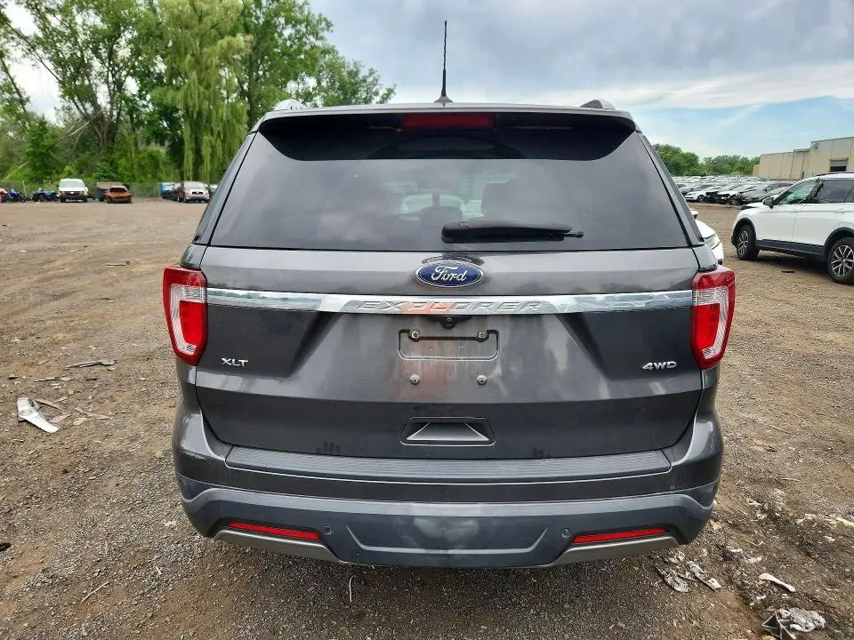 2019 FORD EXPLORER XLT  