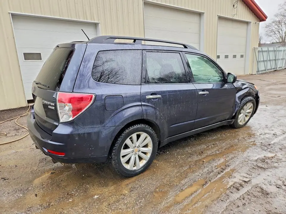 2012 SUBARU FORESTER LIMITED  