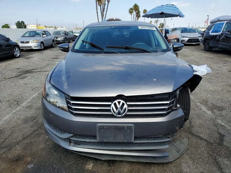 2012 VOLKSWAGEN PASSAT S  