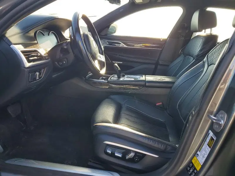 2017 BMW 750 XI  
