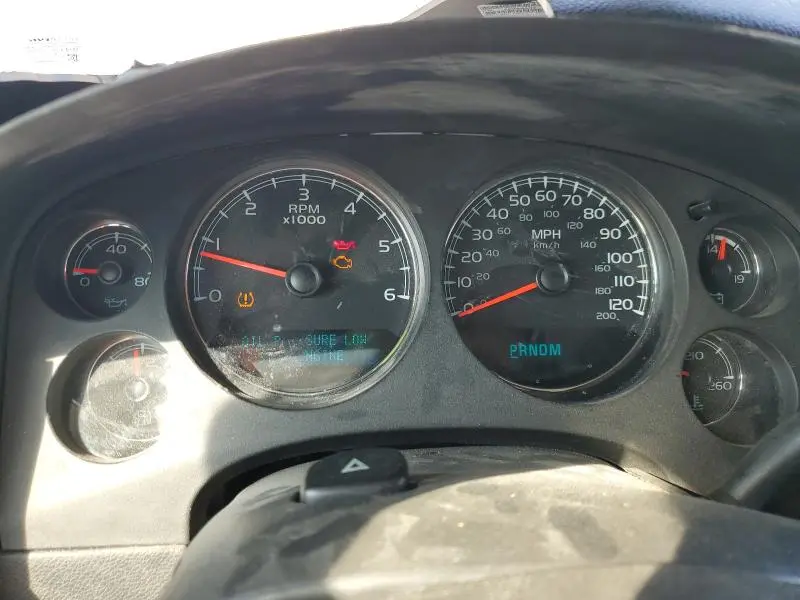 2011 CHEVROLET SUBURBAN C1500 LS  