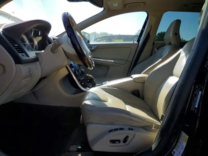 2013 VOLVO XC60 T6  