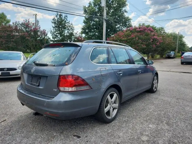 2010 VOLKSWAGEN JETTA TDI