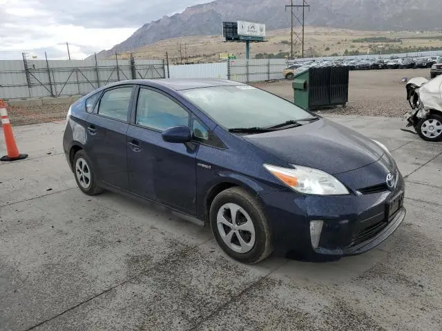 2015 TOYOTA PRIUS   