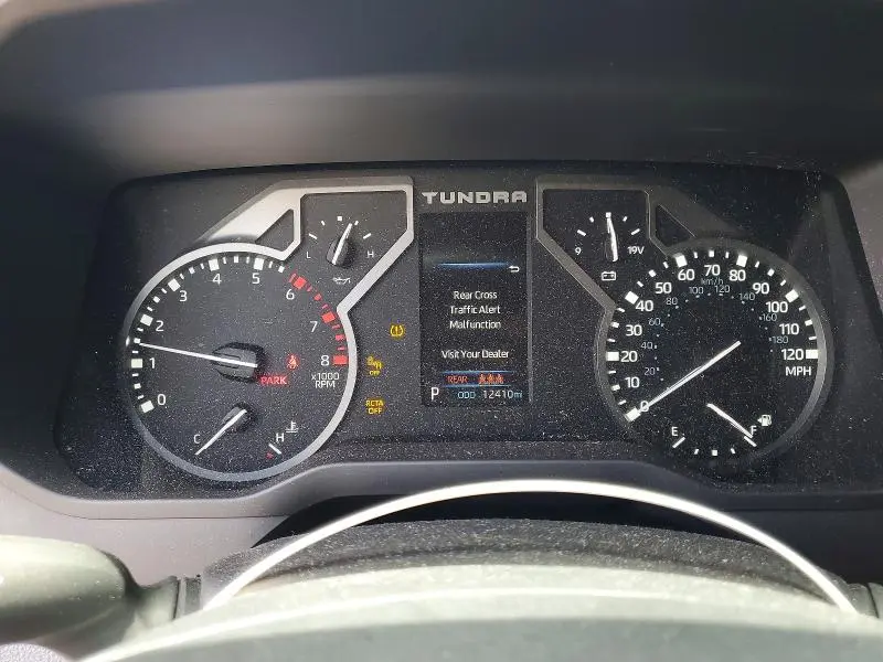 2025 TOYOTA TUNDRA SR5  