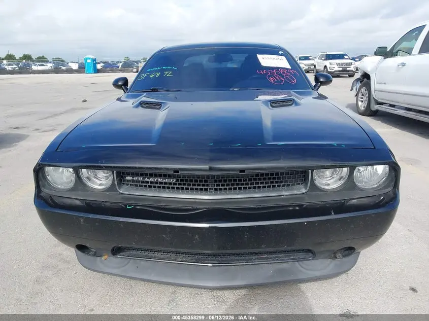 2014 DODGE CHALLENGER SXT
