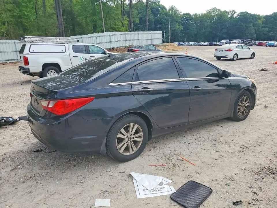 2013 HYUNDAI SONATA SE   