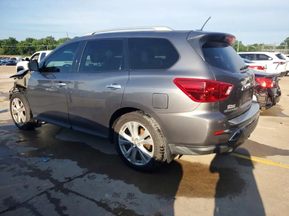 2018 NISSAN PATHFINDER SL  