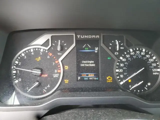 2022 TOYOTA TUNDRA SR5  