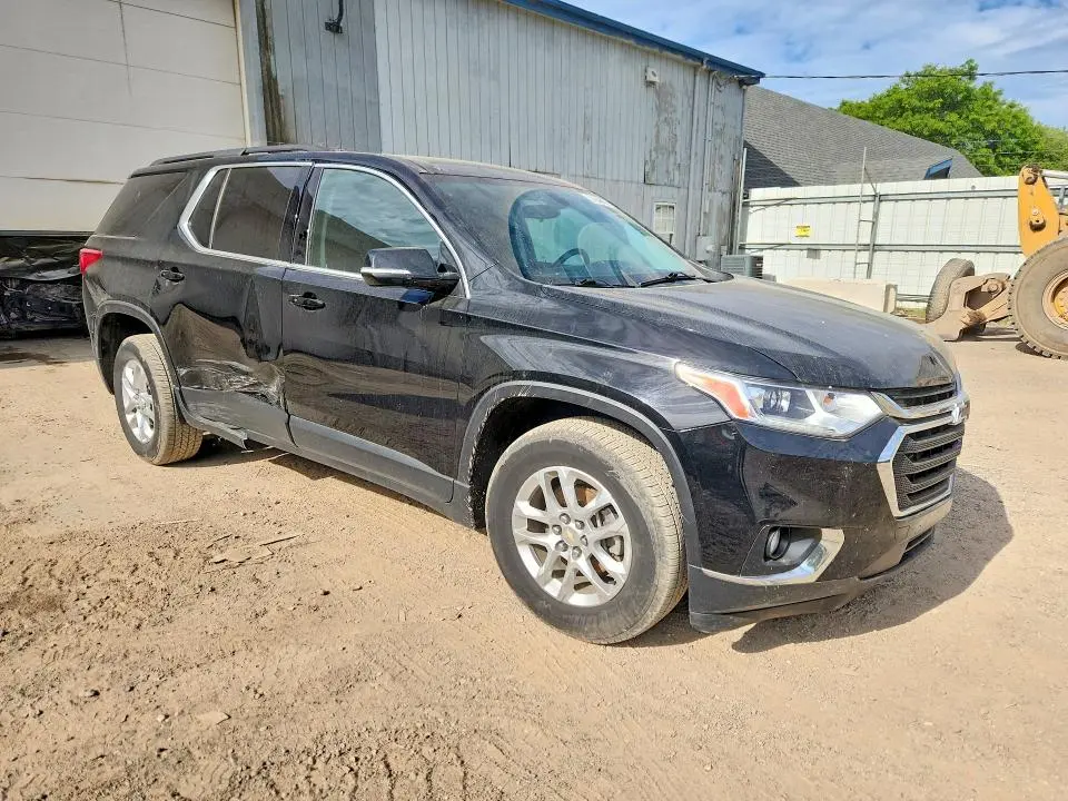 2020 CHEVROLET TRAVERSE LT  