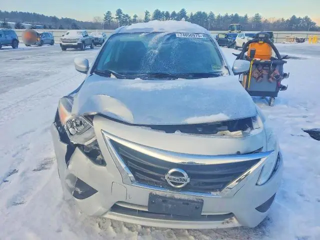 2019 NISSAN VERSA S  