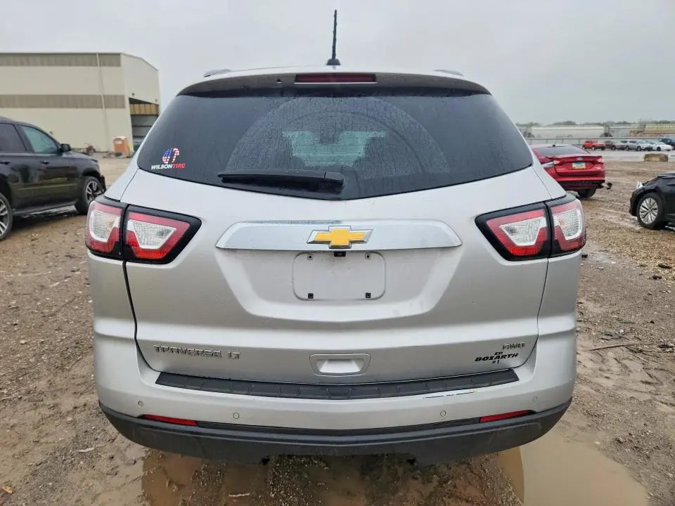 2017 CHEVROLET TRAVERSE LT  
